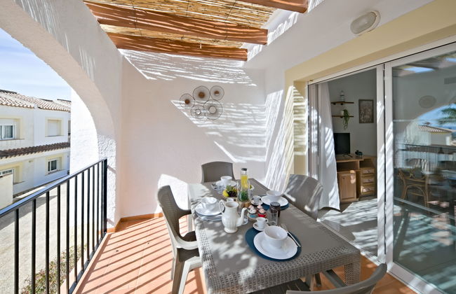 Casa de 3 quartos em Calp com piscina e jardim - Foto 2