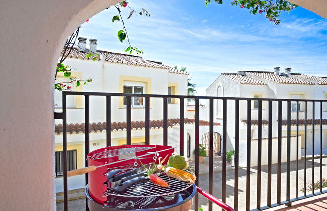 Casa de 3 quartos em Calp com piscina e jardim - Foto 3
