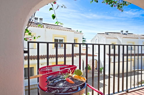 Photo 3 - Maison de 2 chambres à Calp avec piscine et vues à la mer