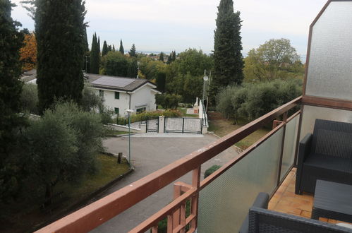 Photo 21 - Appartement de 2 chambres à Lazise avec piscine et vues sur la montagne