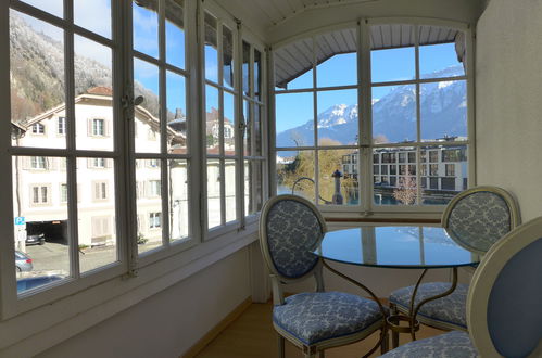 Foto 8 - Apartamento de 2 quartos em Unterseen com jardim e vista para a montanha