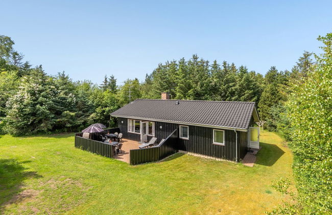 5 bedroom House in Hals with terrace - Photo 1