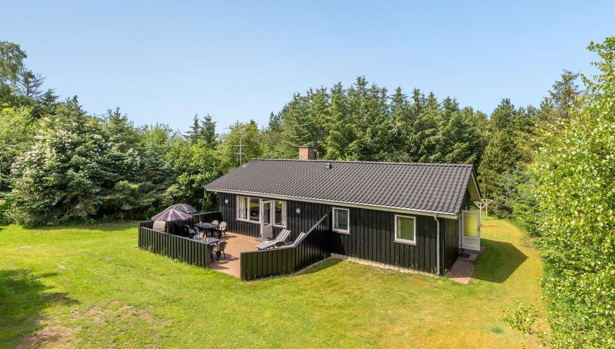 5 bedroom House in Hals with terrace - Photo 1