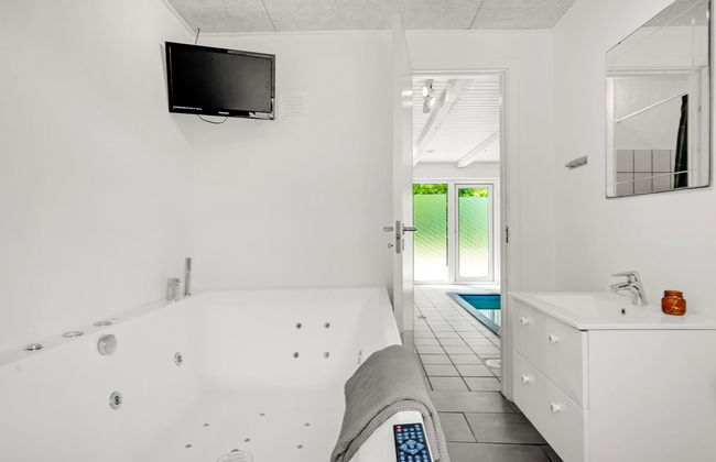 Casa de 4 quartos em Skjern com piscina privada e terraço - Foto 25