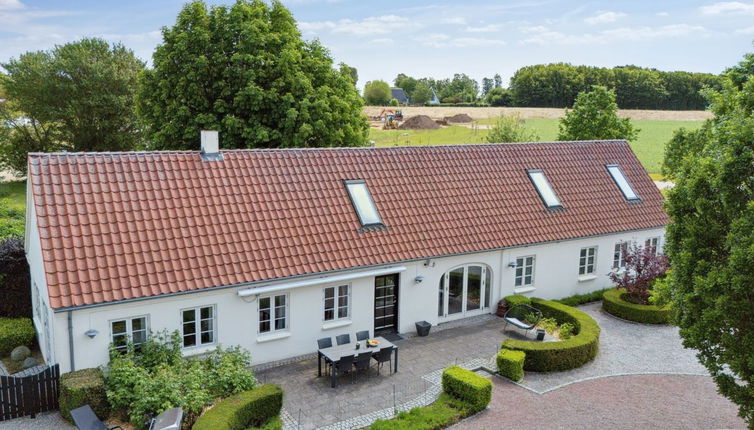 Photo 1 - Maison de 4 chambres à Odder avec terrasse et bain à remous