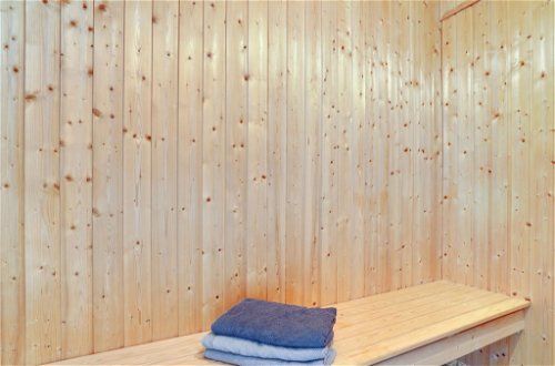 Foto 9 - Casa de 4 quartos em Harrerenden com terraço e sauna