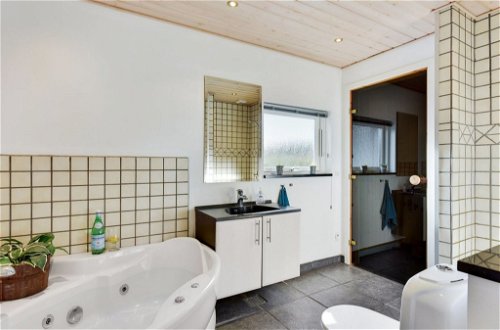 Photo 11 - Maison de 3 chambres à Juelsminde avec terrasse et sauna