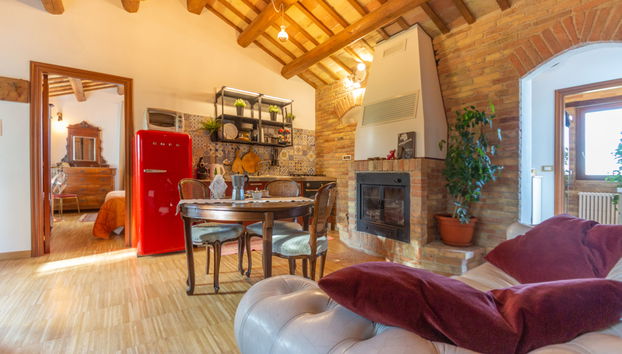 Casa de 4 quartos em Collecorvino com jardim e terraço - Foto 4