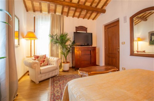 Foto 12 - Haus mit 3 Schlafzimmern in Collecorvino mit garten und terrasse