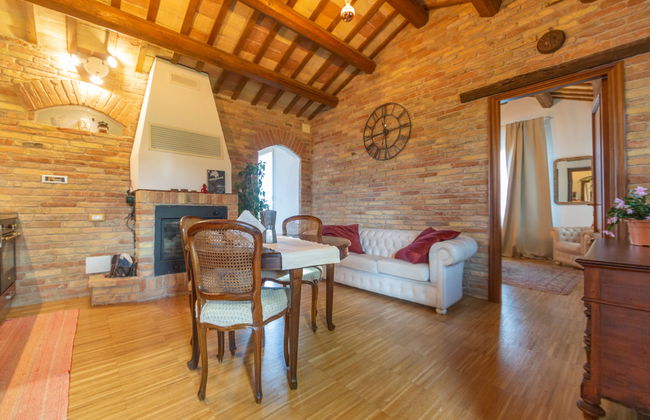 Casa de 4 quartos em Collecorvino com jardim e terraço - Foto 8