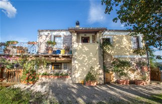 Foto 3 - Casa de 3 habitaciones en Collecorvino con jardín y terraza