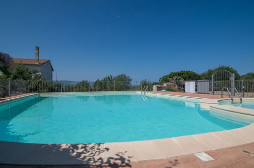 Photo 23 - Maison de 1 chambre à Badesi avec piscine et jardin