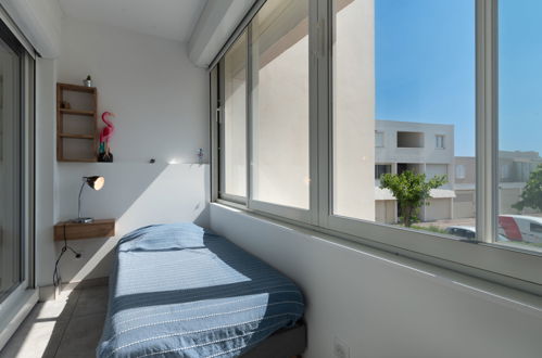Foto 15 - Appartamento con 3 camere da letto a Le Grau-du-Roi con terrazza e vista mare