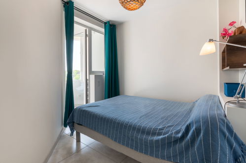 Foto 13 - Appartamento con 3 camere da letto a Le Grau-du-Roi con terrazza e vista mare