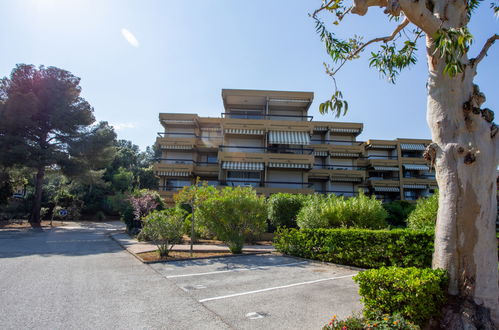 Photo 14 - Appartement de 1 chambre à Bormes-les-Mimosas avec piscine et vues à la mer