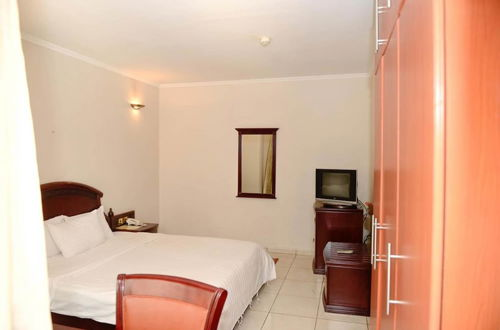 Photo 3 - Room in B&B - Have a Great Vacational Experience by Staying in This Nobilis Double Room