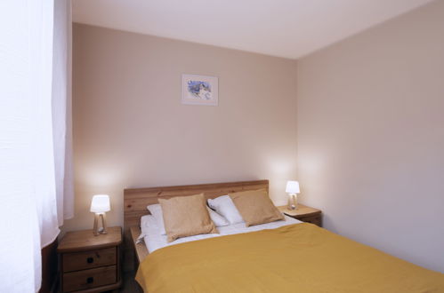 Foto 12 - Appartamento con 2 camere da letto a Saint-Gervais-les-Bains con vista sulle montagne