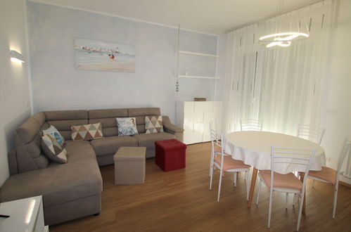 Foto 3 - Apartamento de 2 quartos em Chiavari com terraço