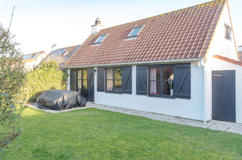 Photo 1 - Maison de 3 chambres à De Haan avec piscine et jardin