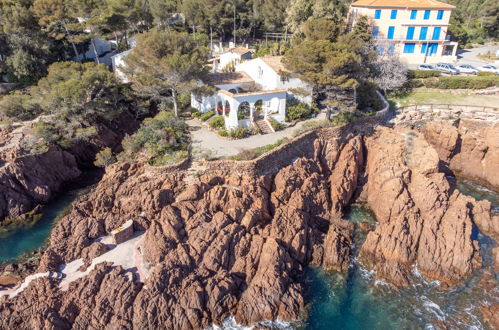 Foto 2 - Casa de 4 quartos em Saint-Raphaël com terraço