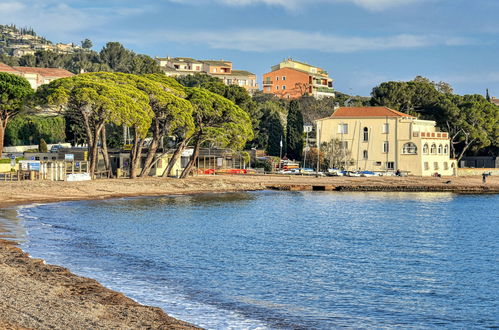 Foto 45 - Casa de 4 quartos em Saint-Raphaël com jardim e terraço