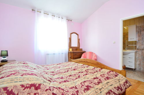 Photo 9 - 7 bedroom House in Sibenik with private pool and sea view