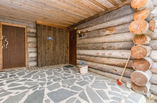 Foto 12 - Haus mit 1 Schlafzimmer in Pelkosenniemi mit sauna und blick auf die berge