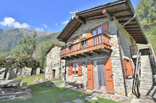 Foto 1 - Casa de 3 habitaciones en Mello con jardín y vistas a la montaña