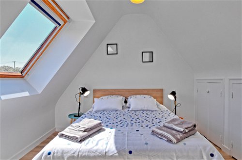 Foto 16 - Casa con 3 camere da letto a Trégastel con giardino e vista mare