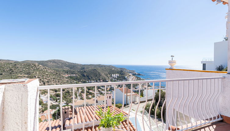 Photo 1 - Maison de 2 chambres à Roses avec terrasse et vues à la mer