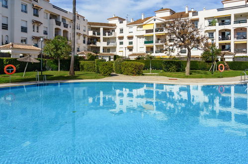 Photo 1 - Appartement de 2 chambres à Marbella avec piscine et vues à la mer