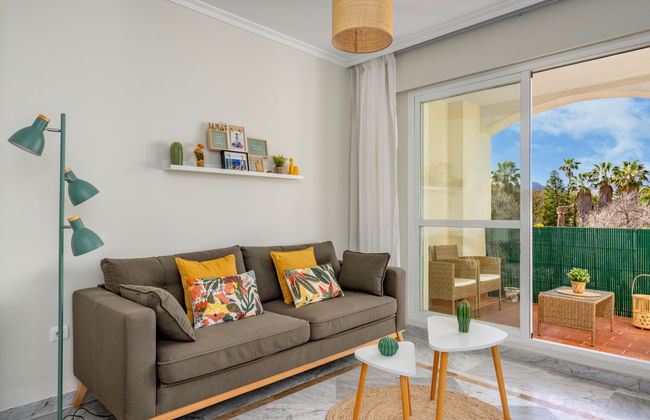 3 bedroom Apartment in Marbella with swimming pool and terrace - Photo 7
