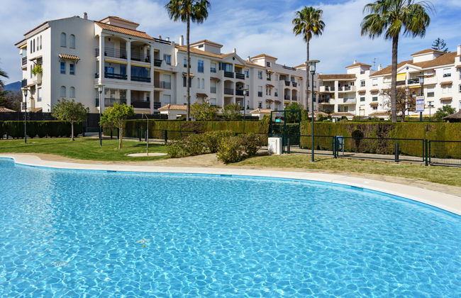 3 bedroom Apartment in Marbella with swimming pool and terrace - Photo 22