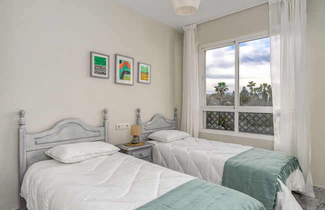 3 bedroom Apartment in Marbella with swimming pool and terrace - Photo 16