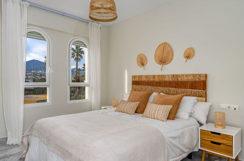 Foto 5 - Apartamento de 2 habitaciones en Marbella con piscina y vistas al mar