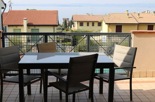 Foto 3 - Apartamento de 2 quartos em Lazise com piscina e vista para a montanha