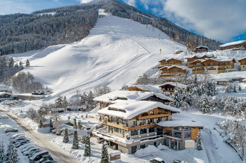 Foto 13 - Appartamento con 1 camera da letto a Saalbach-Hinterglemm con terrazza e vista sulle montagne