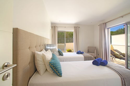 Foto 19 - Appartamento con 2 camere da letto a Loulé con piscina e vista mare
