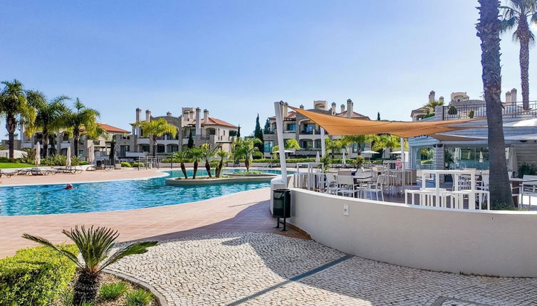 Foto 1 - Apartamento de 2 quartos em Loulé com piscina e jardim
