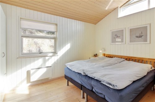 Foto 10 - Haus mit 4 Schlafzimmern in Blokhus mit terrasse und sauna