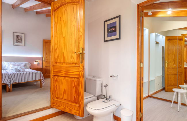 Casa de 8 quartos em Muro com piscina privada e jardim - Foto 51