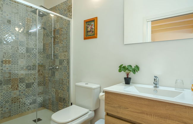 Casa de 8 quartos em Muro com piscina privada e jardim - Foto 27