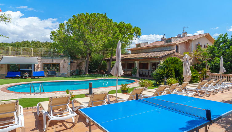 Photo 1 - Maison de 8 chambres à Muro avec piscine privée et vues à la mer