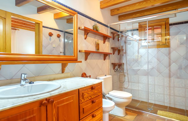 Casa de 8 quartos em Muro com piscina privada e jardim - Foto 31