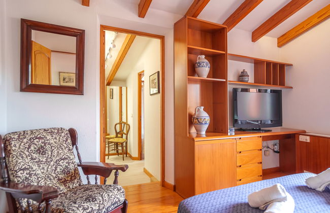 Casa de 8 quartos em Muro com piscina privada e jardim - Foto 40