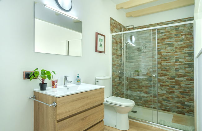 Casa de 8 quartos em Muro com piscina privada e jardim - Foto 24