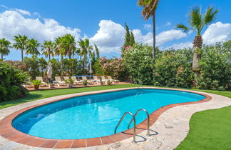 Photo 2 - Maison de 8 chambres à Muro avec piscine privée et vues à la mer