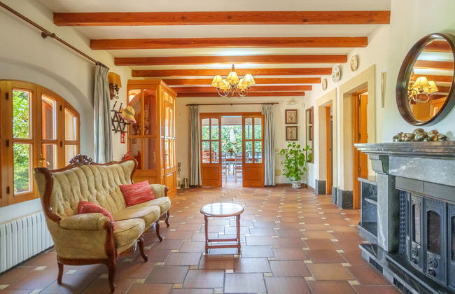 Casa de 8 quartos em Muro com piscina privada e jardim - Foto 11