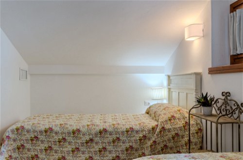 Foto 15 - Appartamento con 2 camere da letto a Musso con piscina e vista sulle montagne