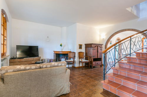 Photo 12 - 4 bedroom House in Casale Marittimo with garden and terrace